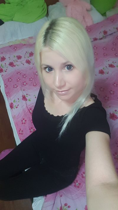 Erotic Zoe - Escort Girl from Clinton Michigan