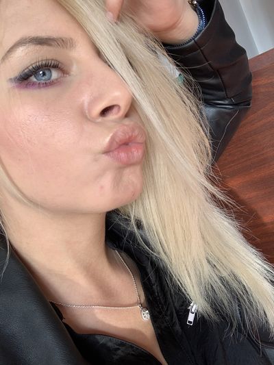 College Girls Escort in Minneapolis Minnesota