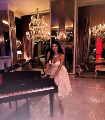 Alice WL - Escort Girl from Garden Grove California