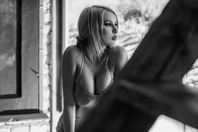 Ava Allen - Escort Girl from Burbank California