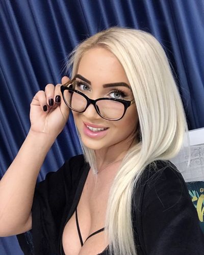 Available Now Escort in San Diego California