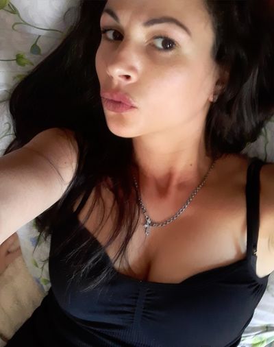 Petite Escort in Madison Wisconsin