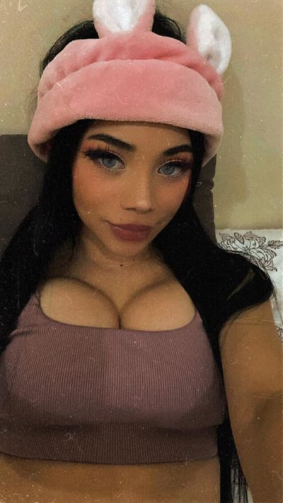 Sarah Castillo - Escort Girl from Bridgeport Connecticut