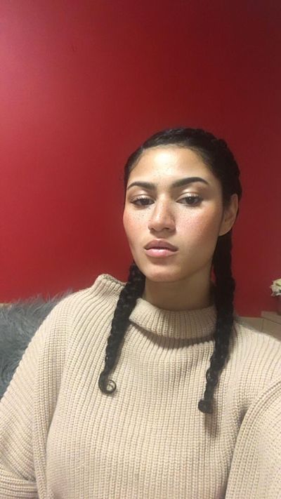 Guadalupe Abraham - Escort Girl from Elgin Illinois