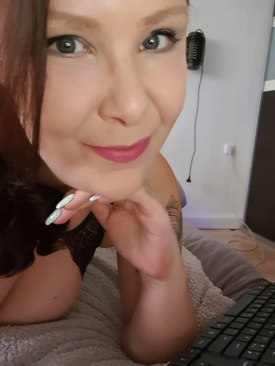 Dorothy Dunn - Escort Girl from Costa Mesa California