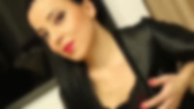 Redhead Escort in Pembroke Pines Florida