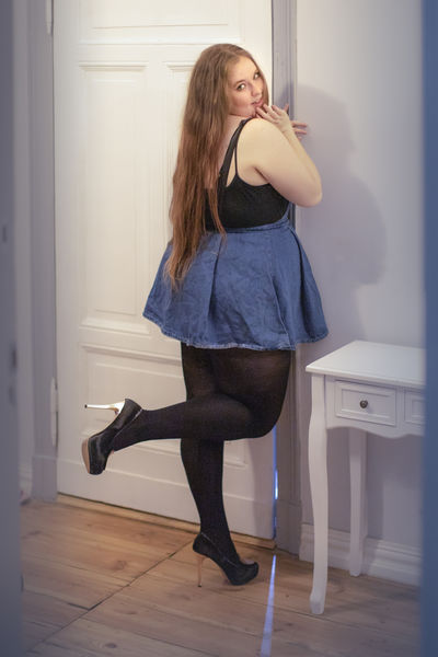 Juli Armero - Escort Girl from Columbia Missouri
