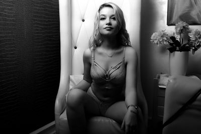 Serenity Sky - Escort Girl from Lancaster California