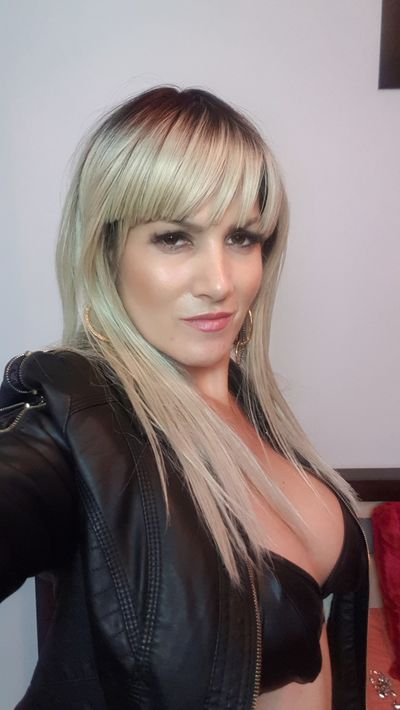 Helen Luv - Escort Girl from Cambridge Massachusetts
