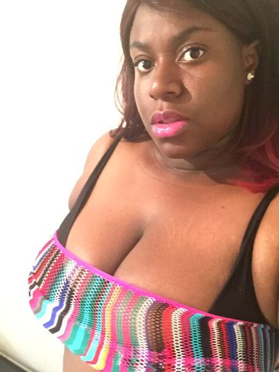 Erika M Dolce - Escort Girl from Kansas City Missouri
