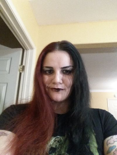 Cora Lockhart - Escort Girl from Burbank California
