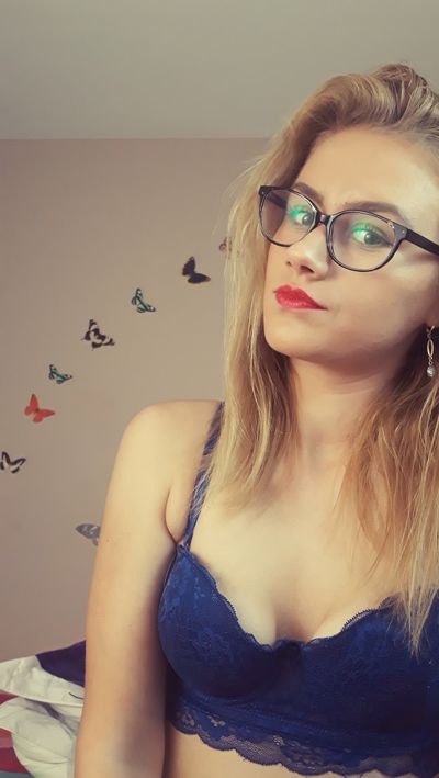 Redhead Escort in Mobile Alabama