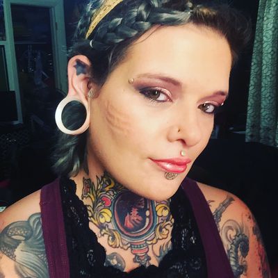 Caucasian Escort in Tucson Arizona