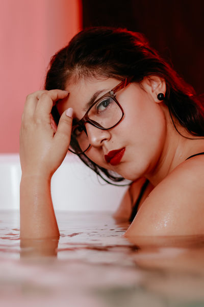 Giselle Butts - Escort Girl from Toledo Ohio