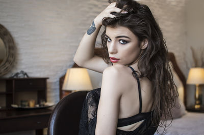 Hazel Kittie - Escort Girl from Santa Clarita California