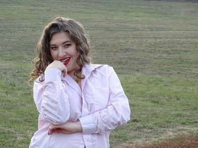 Myrtle Ginter - Escort Girl from Buffalo New York
