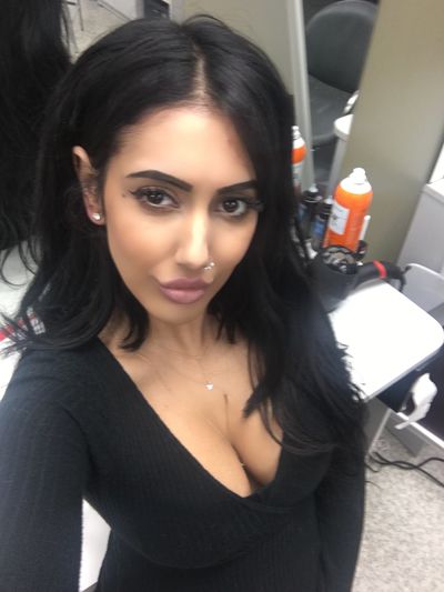 For Groups Escort in Costa Mesa California