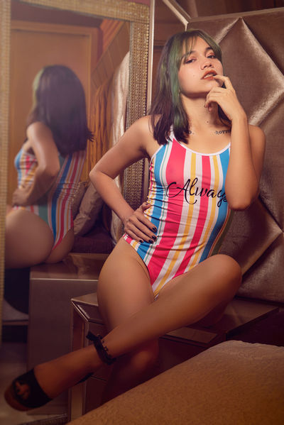 David Mc Dougall - Escort Girl from Detroit Michigan