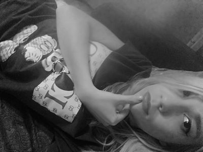Gracie Breitling - Escort Girl from Columbia Missouri