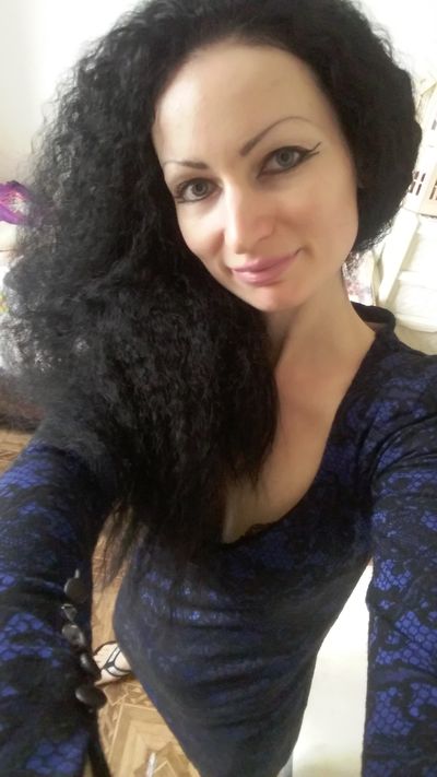 Amelia Pilar - Escort Girl from Burbank California