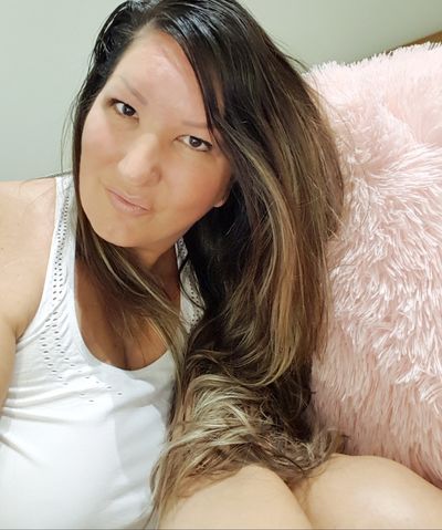 Little Vivianne - Escort Girl from Cary North Carolina