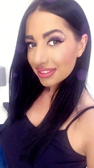 Redhead Escort in Fort Lauderdale Florida