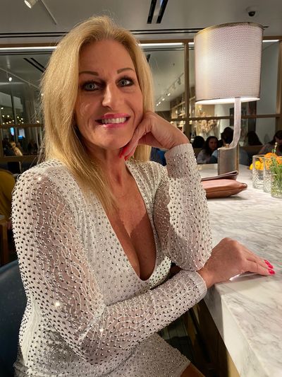 Julia Ledoux - Escort Girl from Thornton Colorado