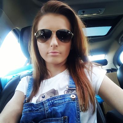Carla Moor - Escort Girl from Long Beach California
