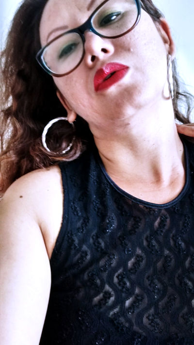 Redhead Escort in Boise Idaho