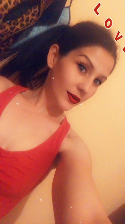 Amara Bacari - Escort Girl from Clovis California