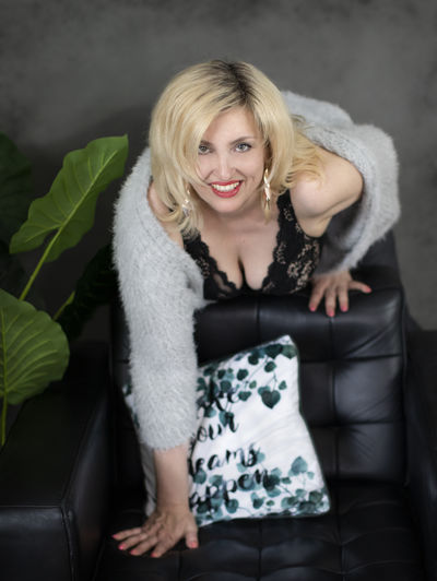 Tiffany Henson - Escort Girl from Irving Texas