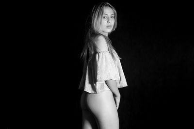 Lori Mineli - Escort Girl from Carlsbad California