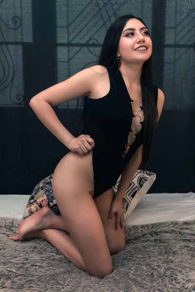ADELINALIVE - Escort Girl from Newport News Virginia