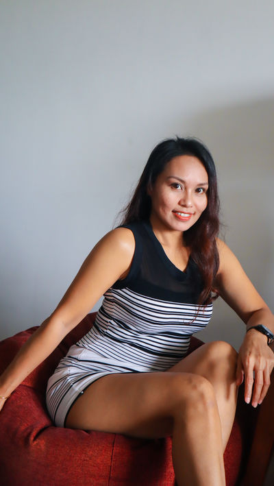 Virginia Knipp - Escort Girl from Rochester Minnesota