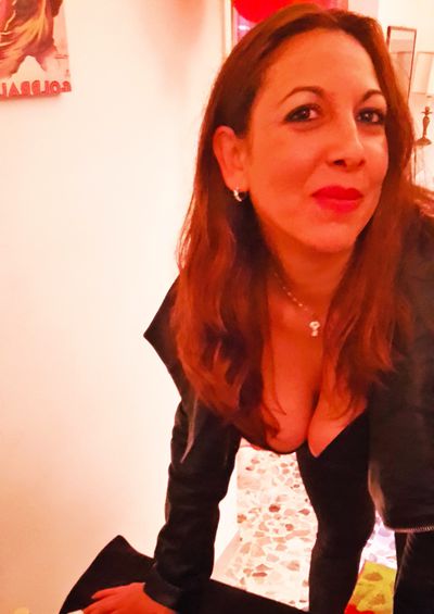 Redhead Escort in Riverside California