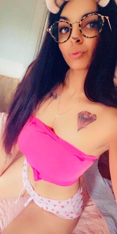 Violeta Rain - Escort Girl from Milwaukee Wisconsin
