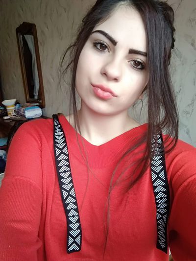 Emily Mowbray - Escort Girl from Topeka Kansas
