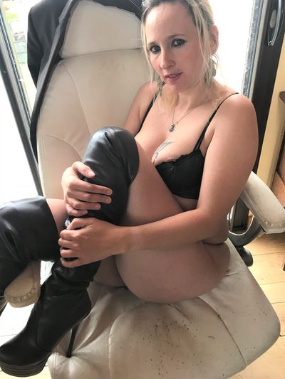 Alice Lucid - Escort Girl from Brownsville Texas