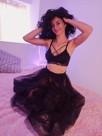 Redhead Escort in Hialeah Florida