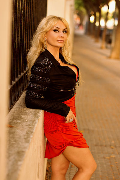What's New Escort in League City Texas