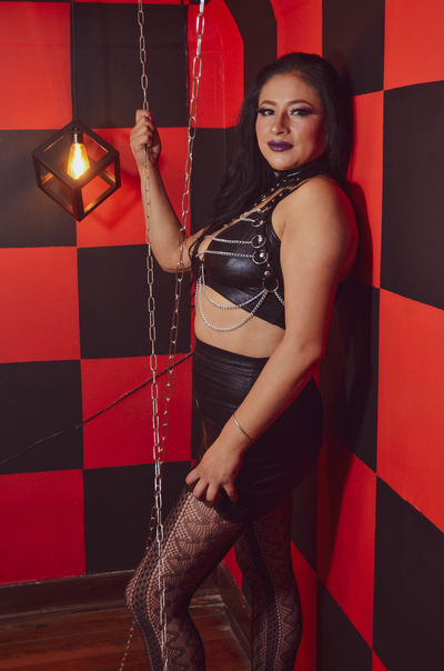 Super Busty Escort in Visalia California