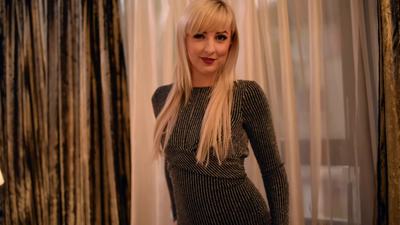 Redhead Escort in Louisville Kentucky