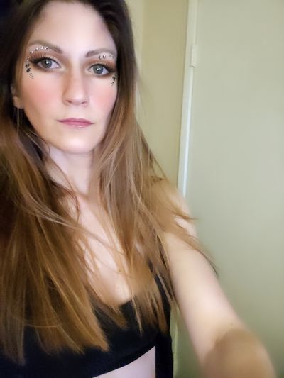 Hana Smith - Escort Girl from Cary North Carolina
