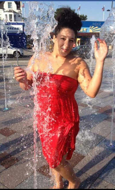 Ellie Gwendolen - Escort Girl from Carlsbad California