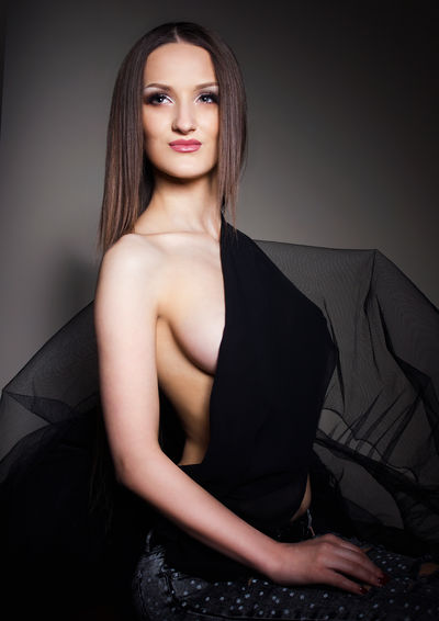 Naryda - Escort Girl from Cedar Rapids Iowa