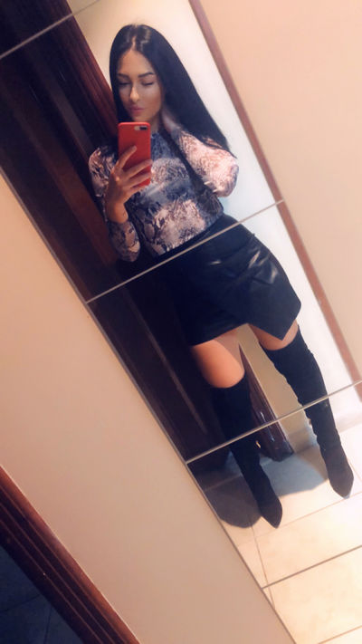 Lynnette Conroy - Escort Girl from Aurora Colorado