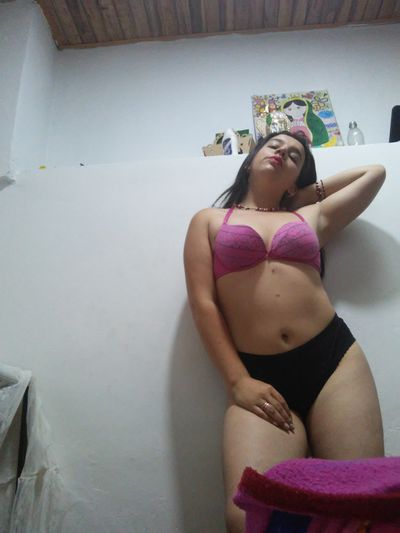 Super Busty Escort in League City Texas