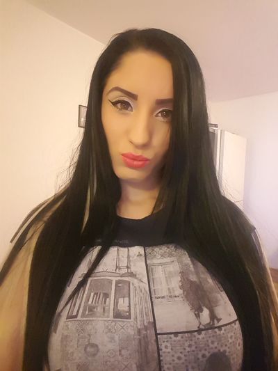 Davon Kim - Escort Girl from Cambridge Massachusetts