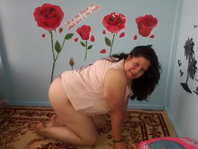 Edith Mazurek - Escort Girl from Cedar Rapids Iowa