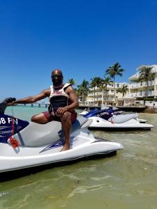 Brandon Leanos - Daddy Cleveland, USA